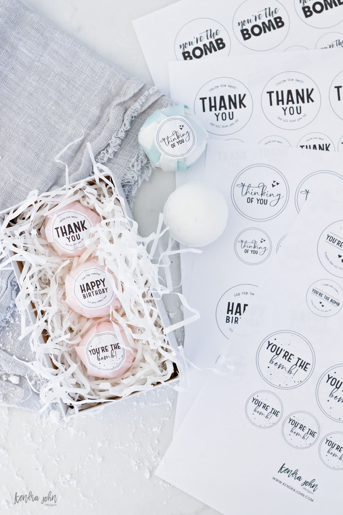 Bath bombs with free printable pages of gift tags

